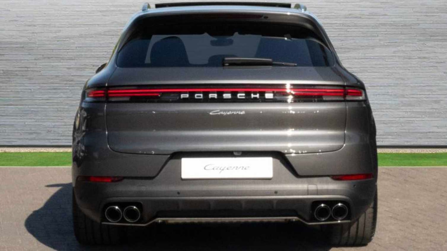 Used Porsche Cayenne 2025 for sale - 76661941: Photo 16