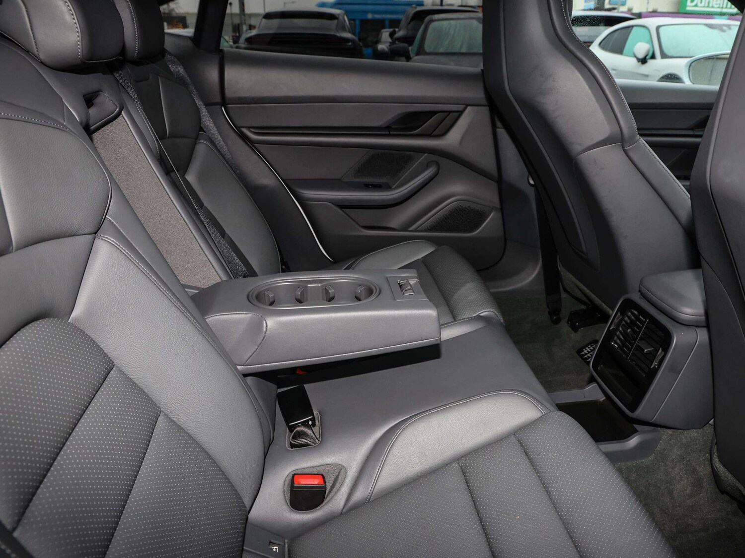 Used Porsche Taycan 2021 for sale - 77134846: Photo 14