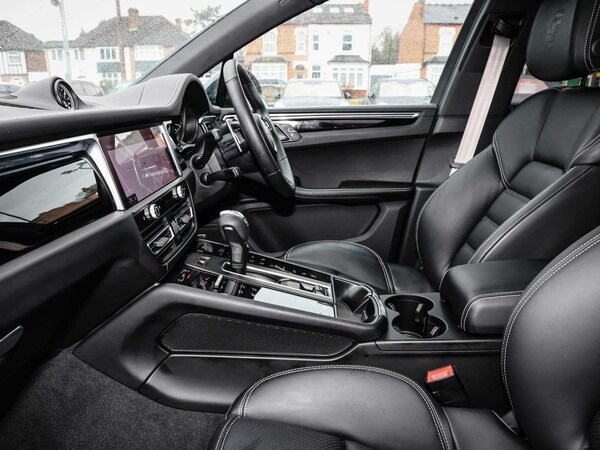 Used Porsche Macan 2024 for sale - 75218670: Photo 11