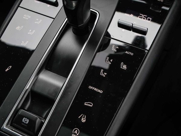 Used Porsche Macan 2024 for sale - 75218670: Photo 26
