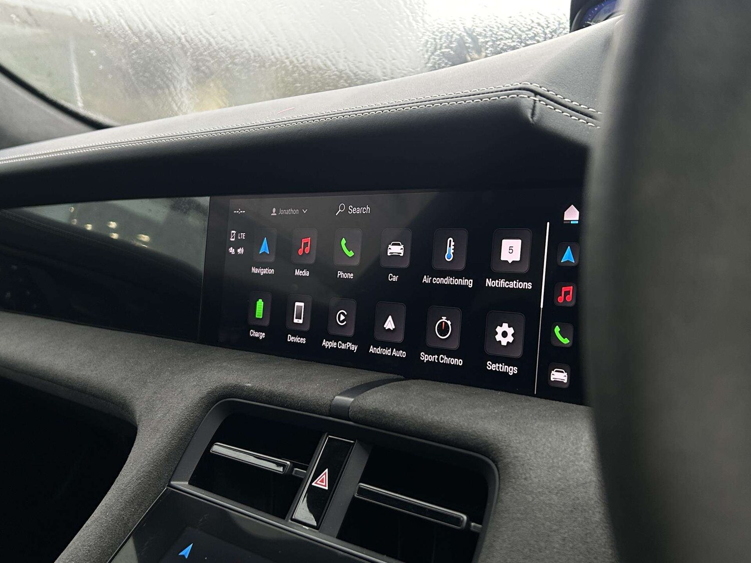 Used Porsche Taycan 2023 for sale - 77294219: Photo 18