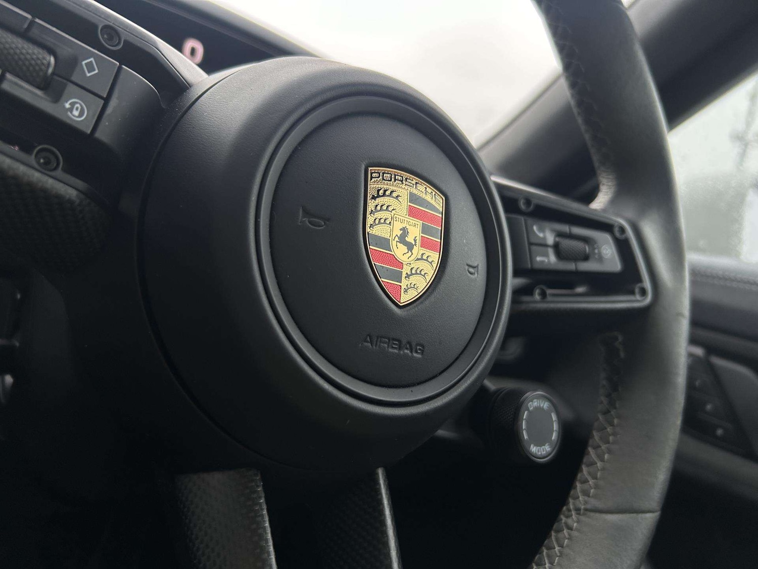 Used Porsche Taycan 2023 for sale - 77294219: Photo 19