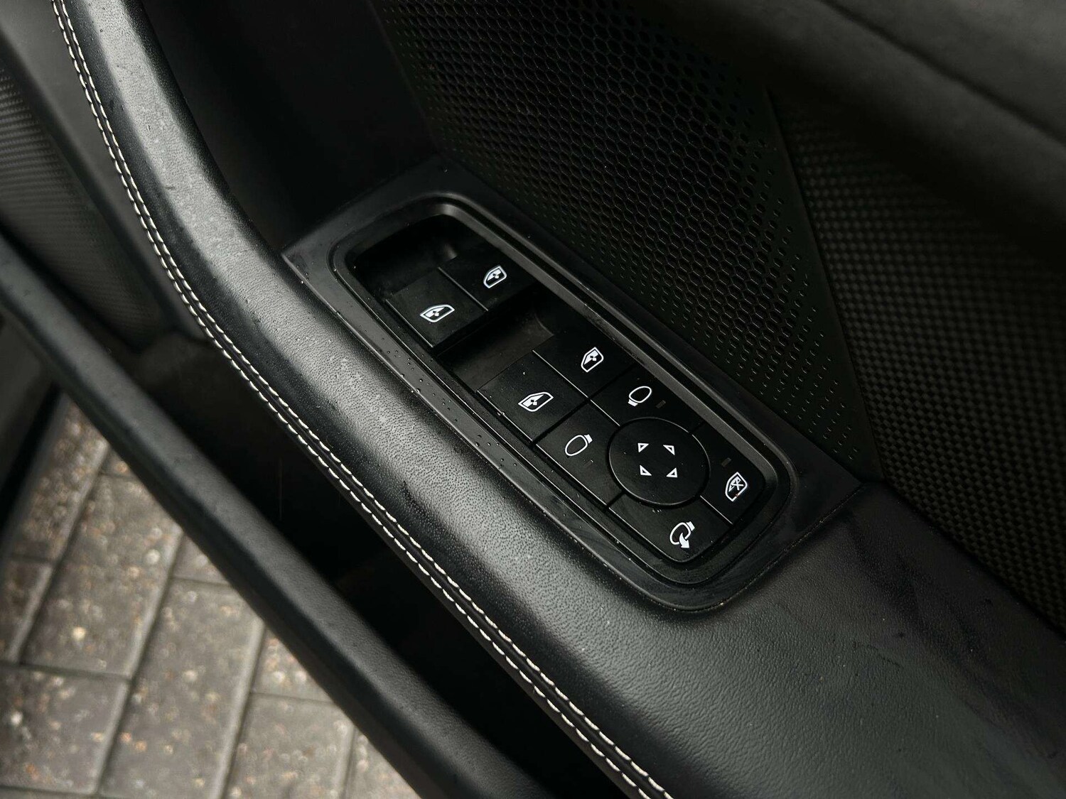 Used Porsche Taycan 2023 for sale - 77294219: Photo 21