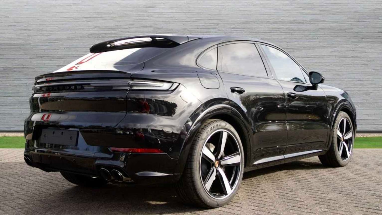 Used Porsche Cayenne 2026 for sale - 78216373: Photo 2