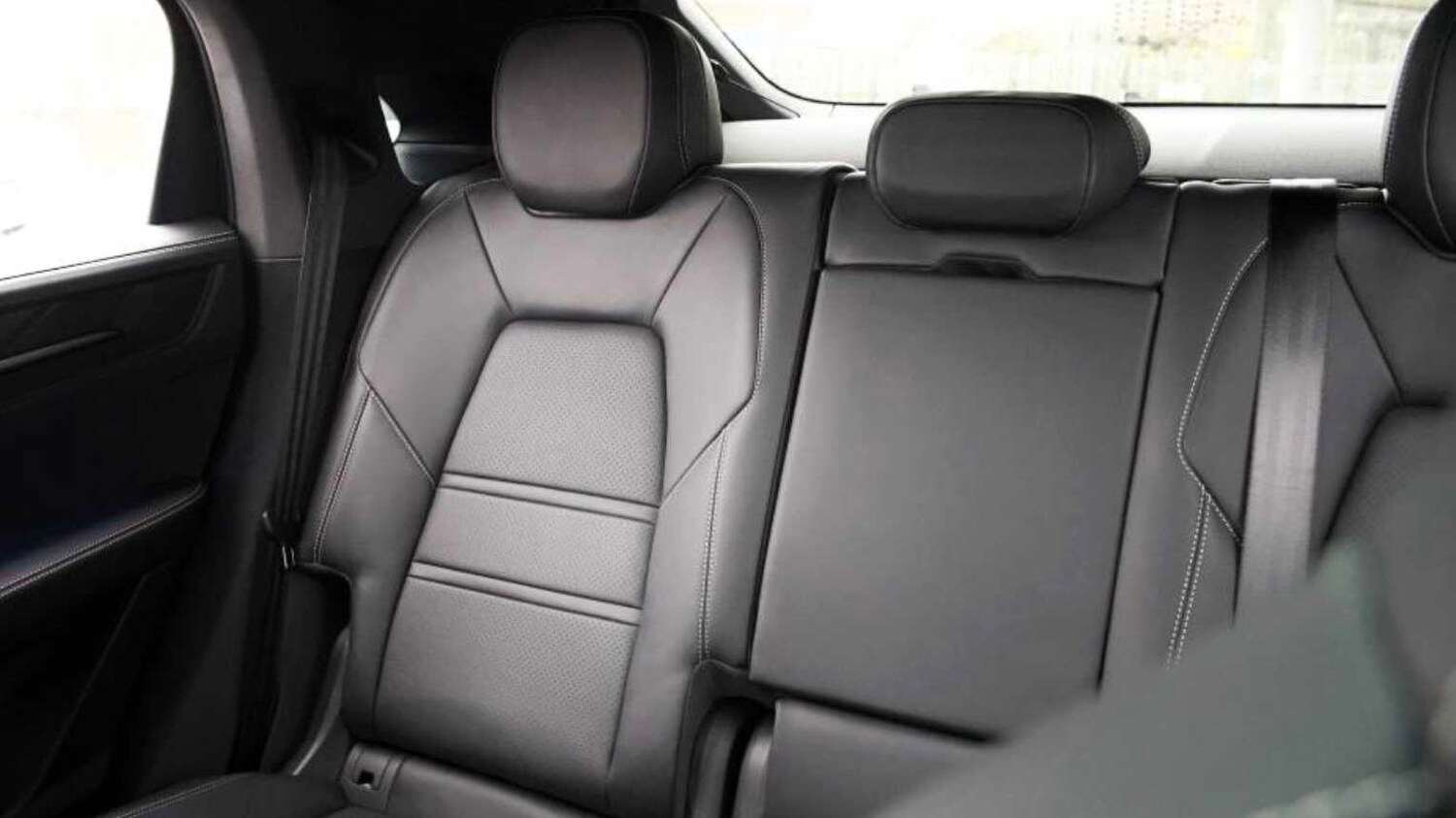 Used Porsche Cayenne 2026 for sale - 78216373: Photo 27