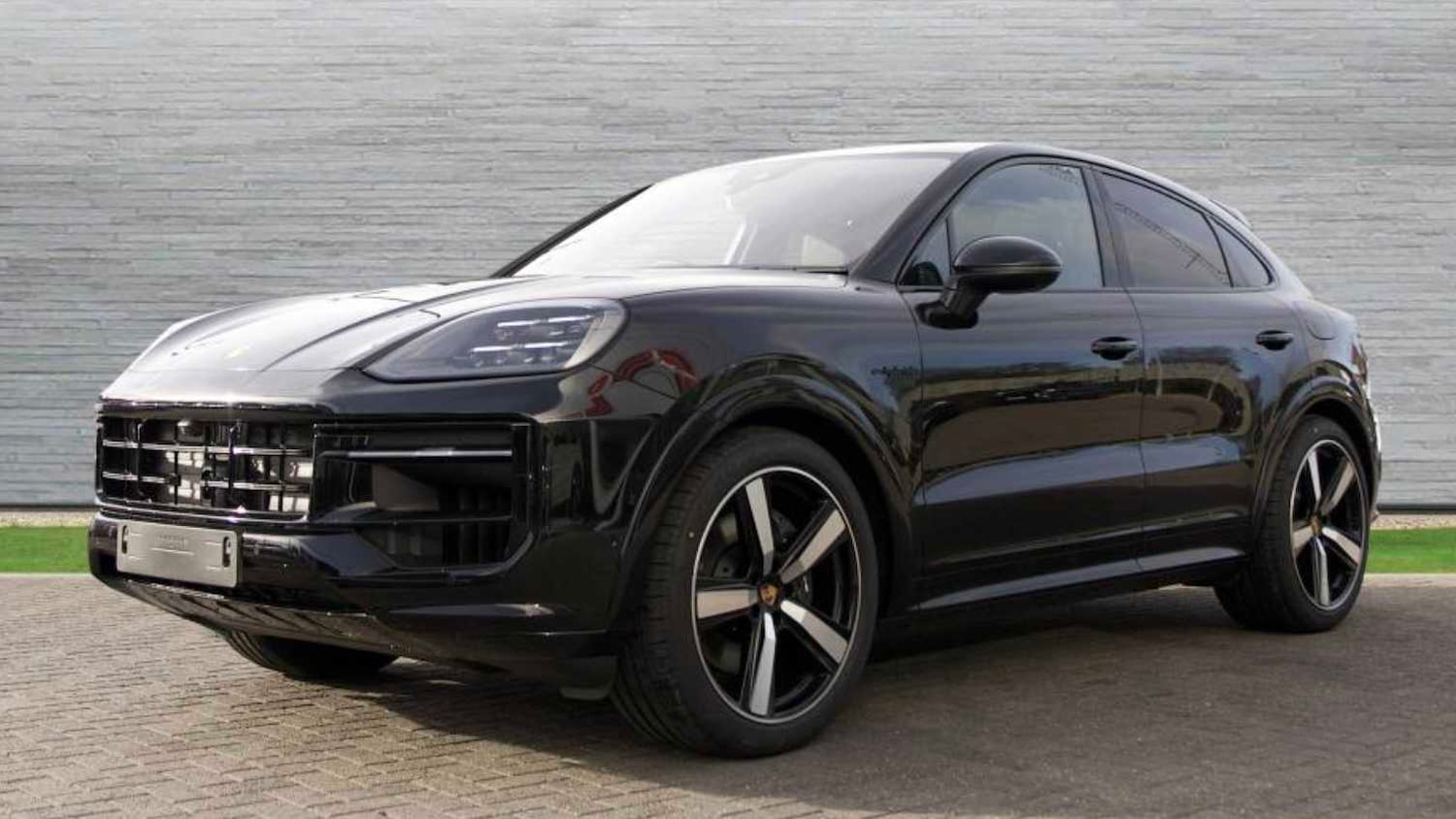 Used Porsche Cayenne 2026 for sale - 78216373: Photo 5