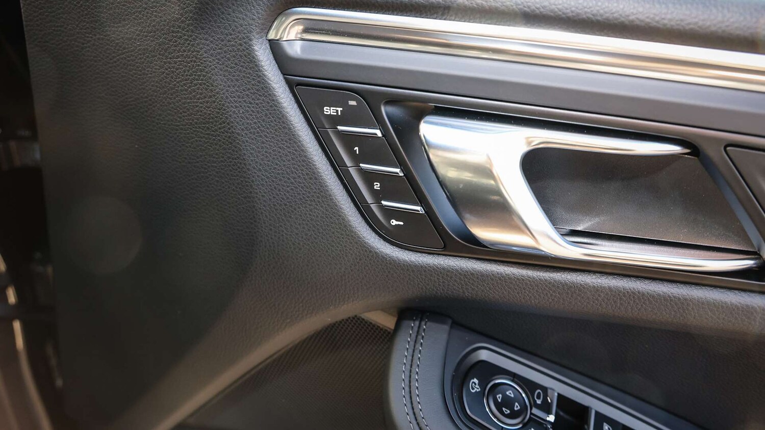 Used Porsche Macan 2025 for sale - 76745977: Photo 31