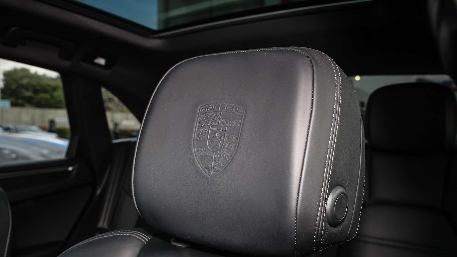 Used Porsche Macan 2021 for sale - 75818406: Photo 17