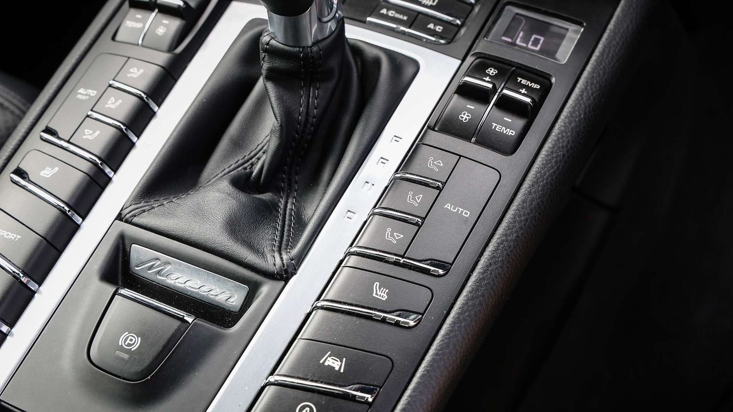 Used Porsche Macan 2021 for sale - 75818406: Photo 25