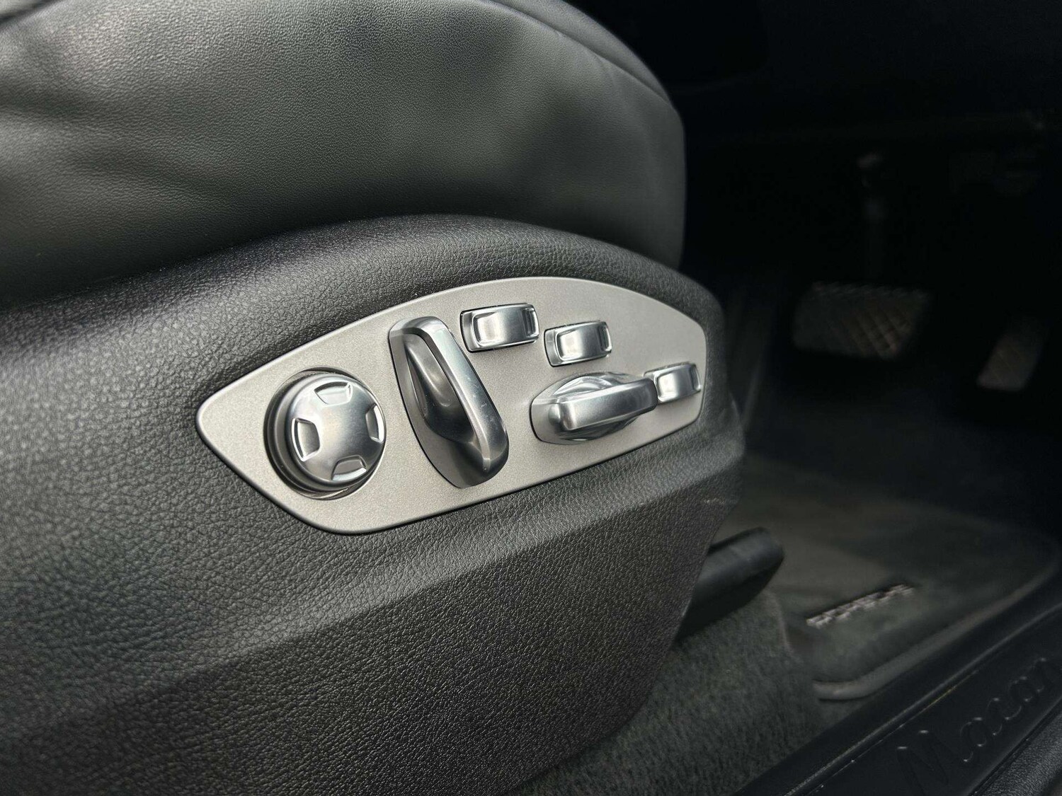 Used Porsche Macan 2023 for sale - 77577414: Photo 25