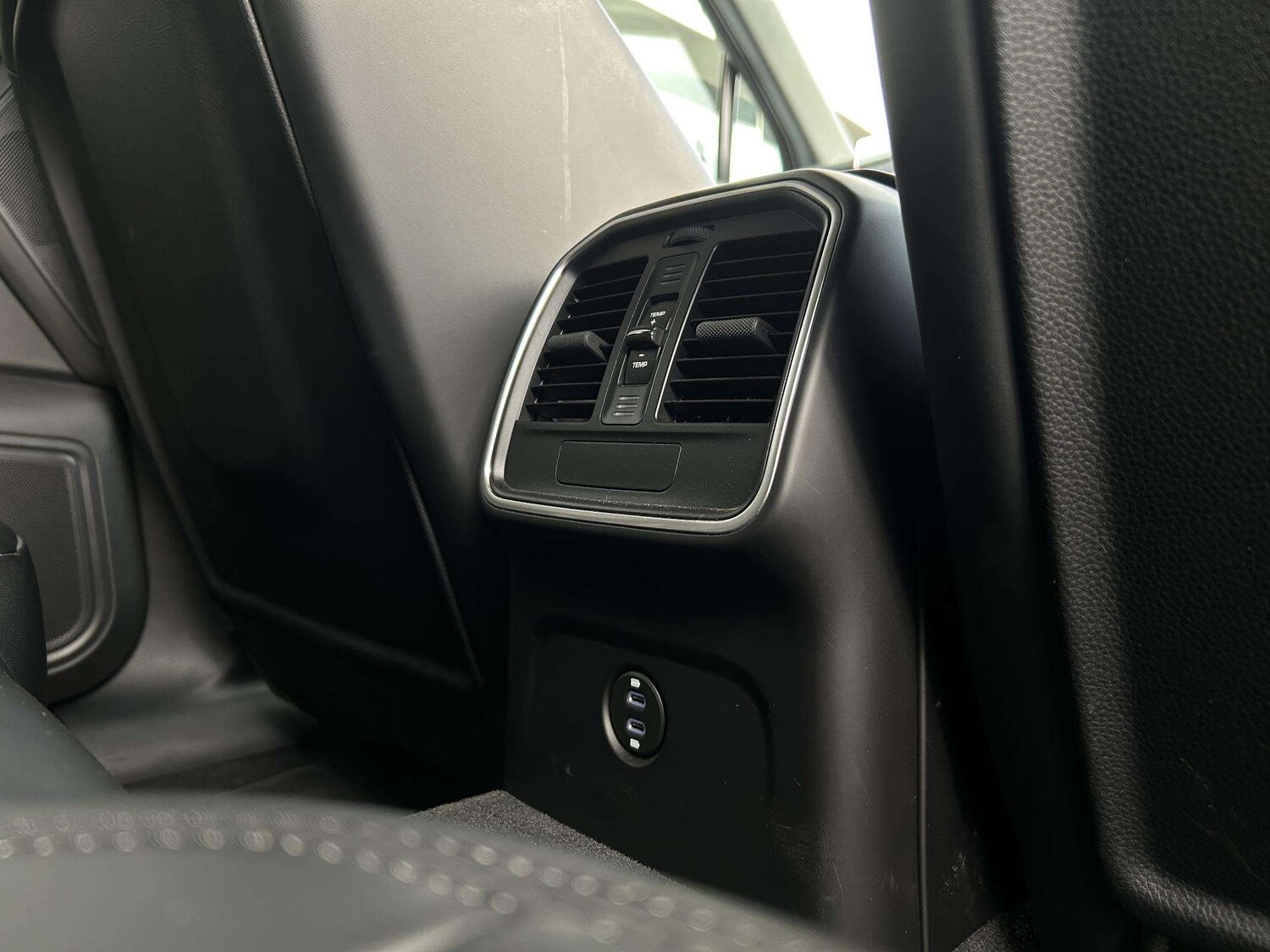 Used Porsche Macan 2023 for sale - 77577414: Photo 26