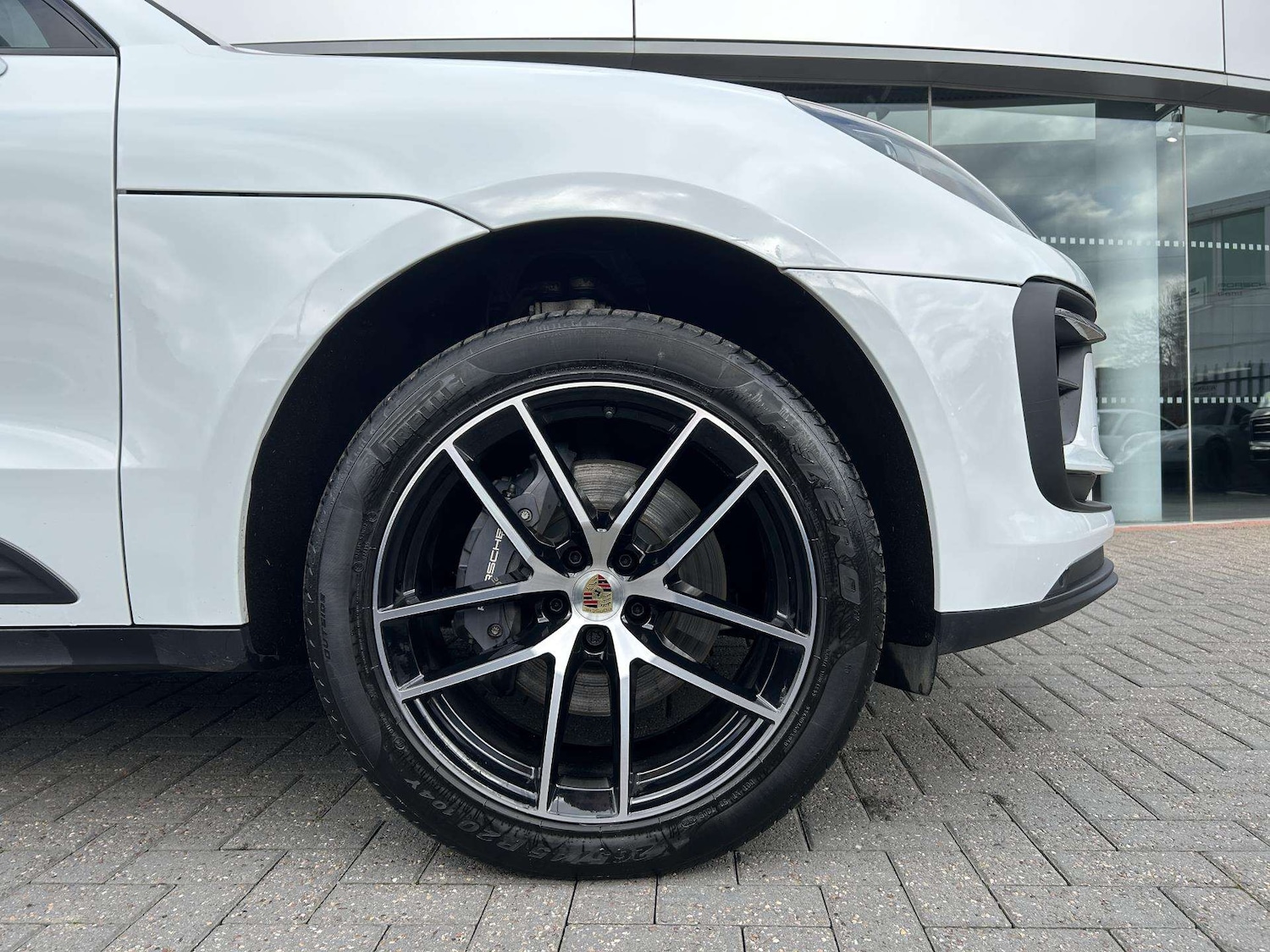 Used Porsche Macan 2023 for sale - 77577414: Photo 6