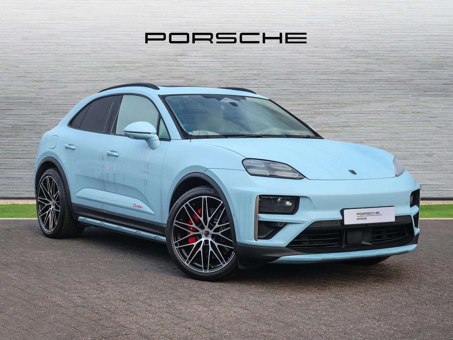 Used Porsche Macan 2024 for sale - 76421236: Photo 1