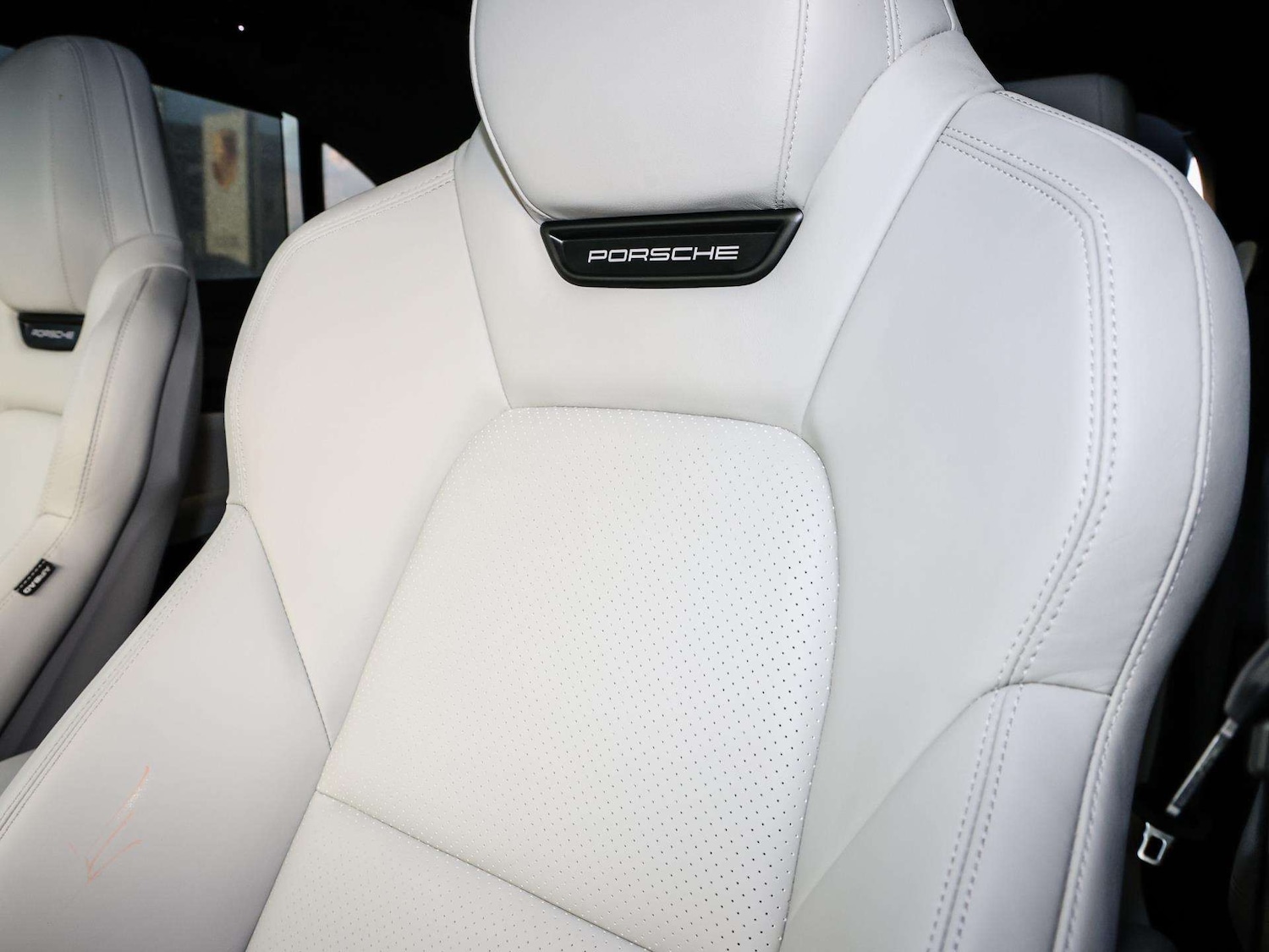 Used Porsche Macan 2024 for sale - 76421236: Photo 14