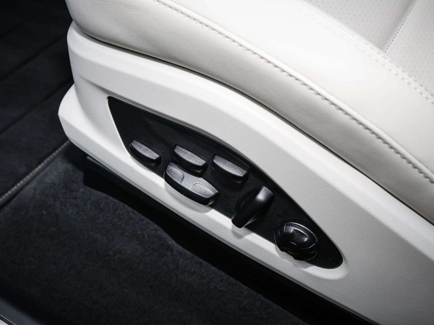 Used Porsche Macan 2024 for sale - 76421236: Photo 29