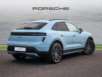 Used Porsche Macan 2024 for sale - 76421236: Photo