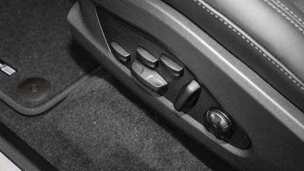 Used Porsche Macan 2025 for sale - 75217215: Photo 19