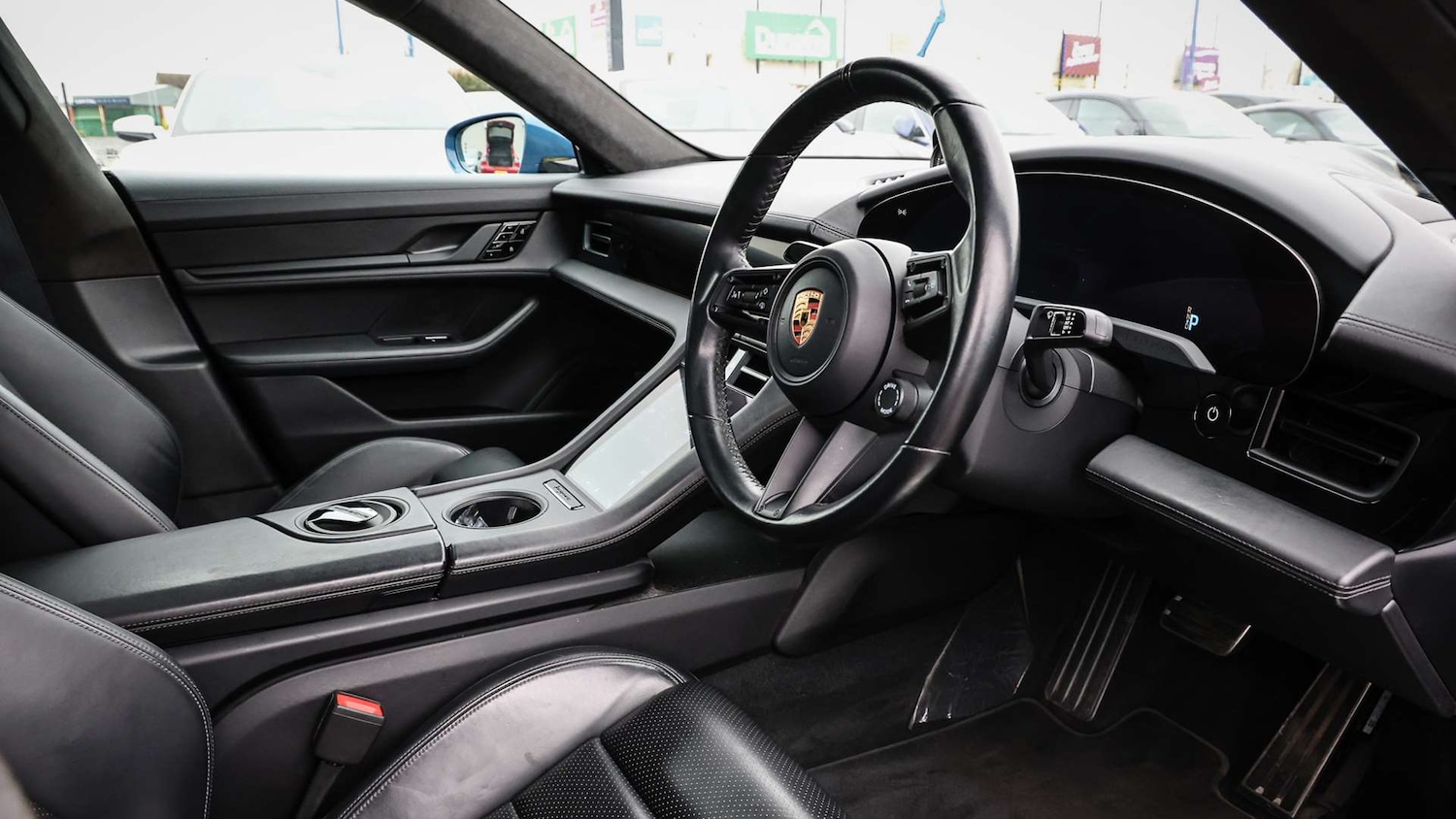 Used Porsche Taycan 2021 for sale - 77960693: Photo 12