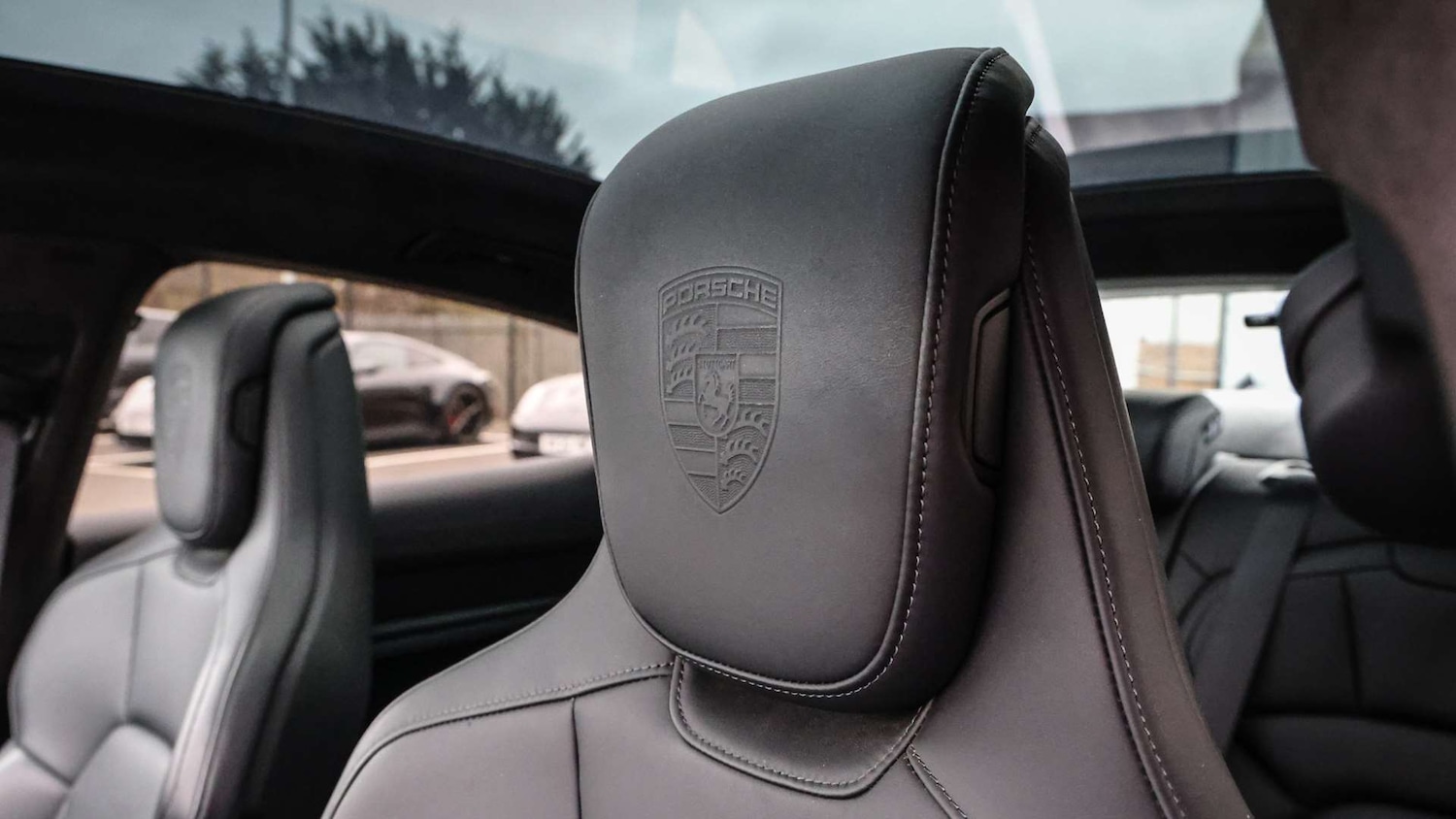 Used Porsche Taycan 2021 for sale - 77960693: Photo 16