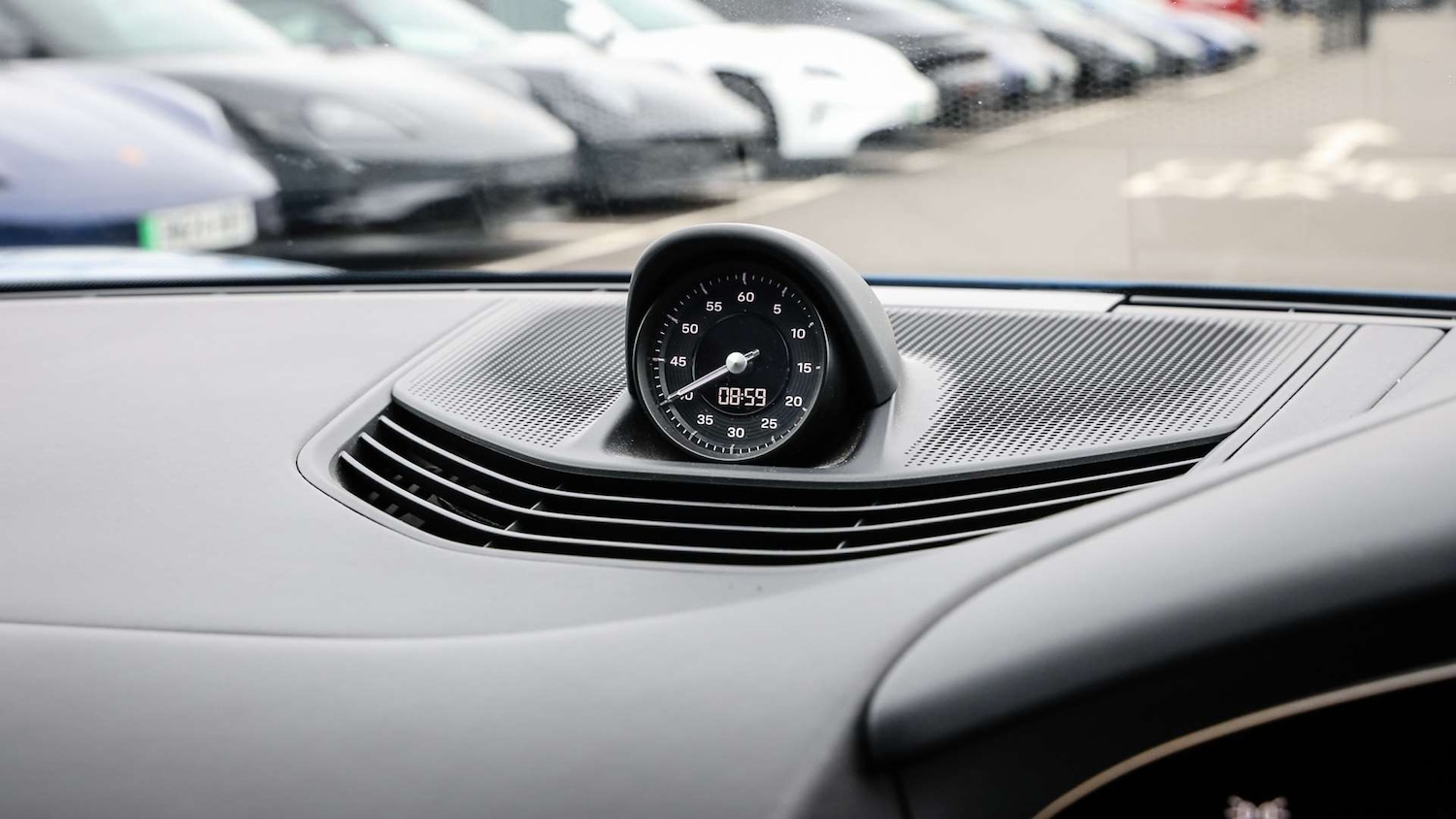 Used Porsche Taycan 2021 for sale - 77960693: Photo 17