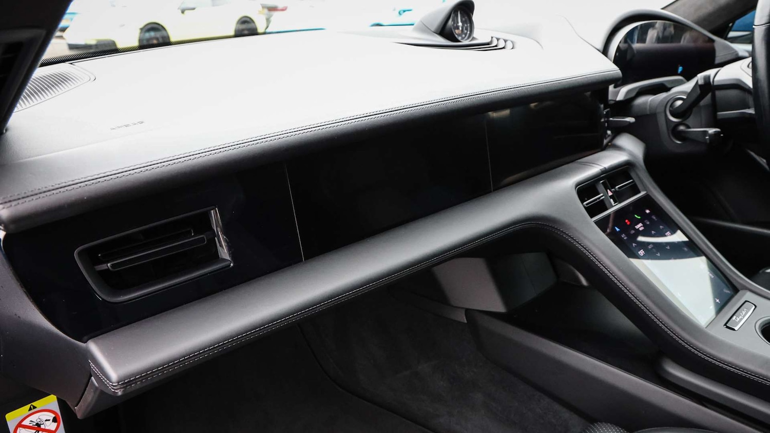 Used Porsche Taycan 2021 for sale - 77960693: Photo 24