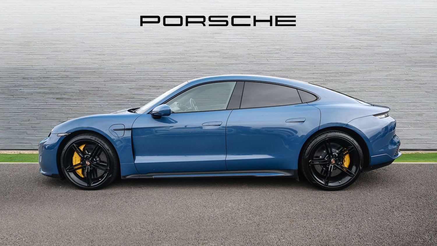 Used Porsche Taycan 2021 for sale - 77960693: Photo 8