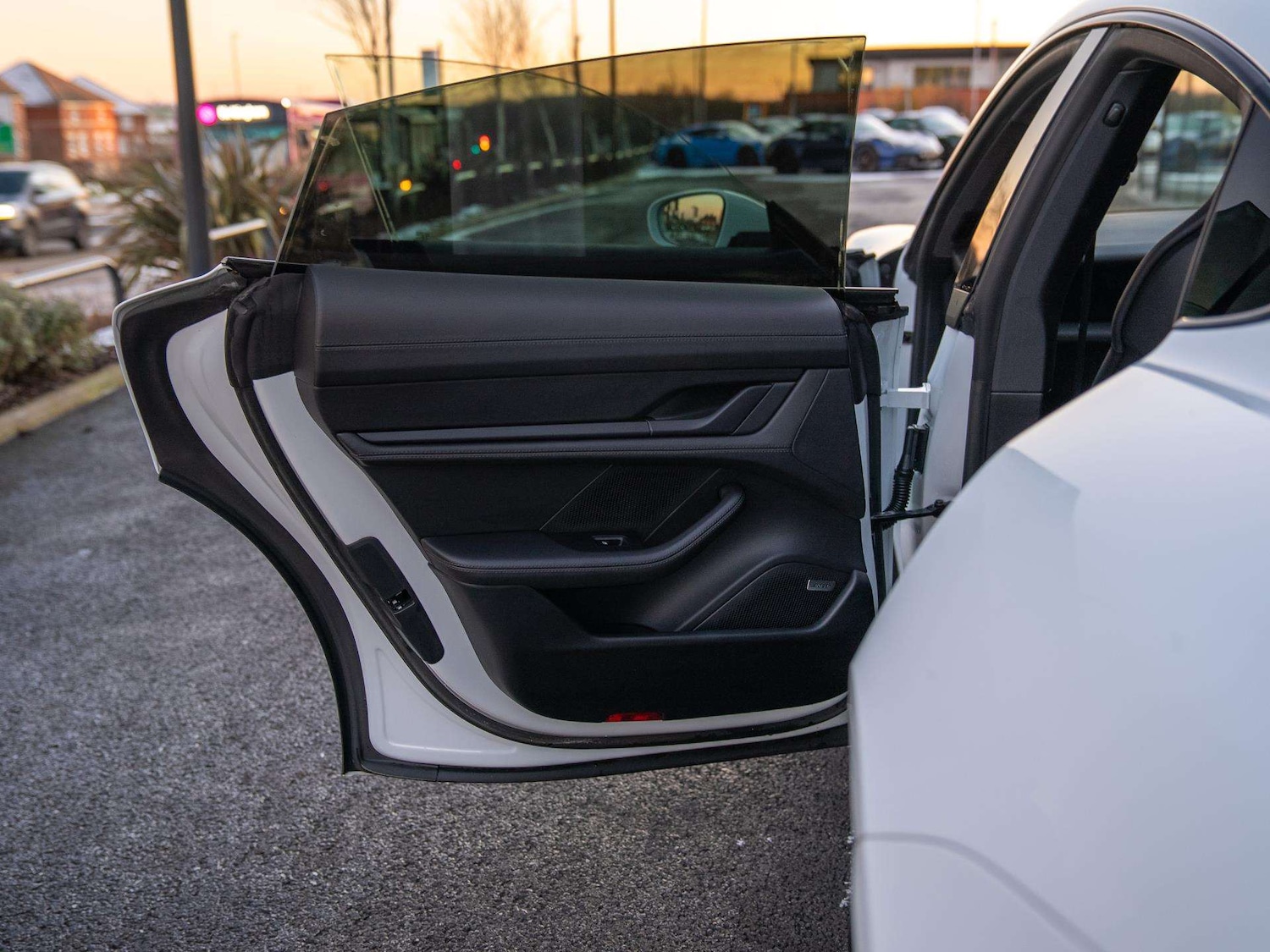 Used Porsche Taycan 2023 for sale - 77294266: Photo 35