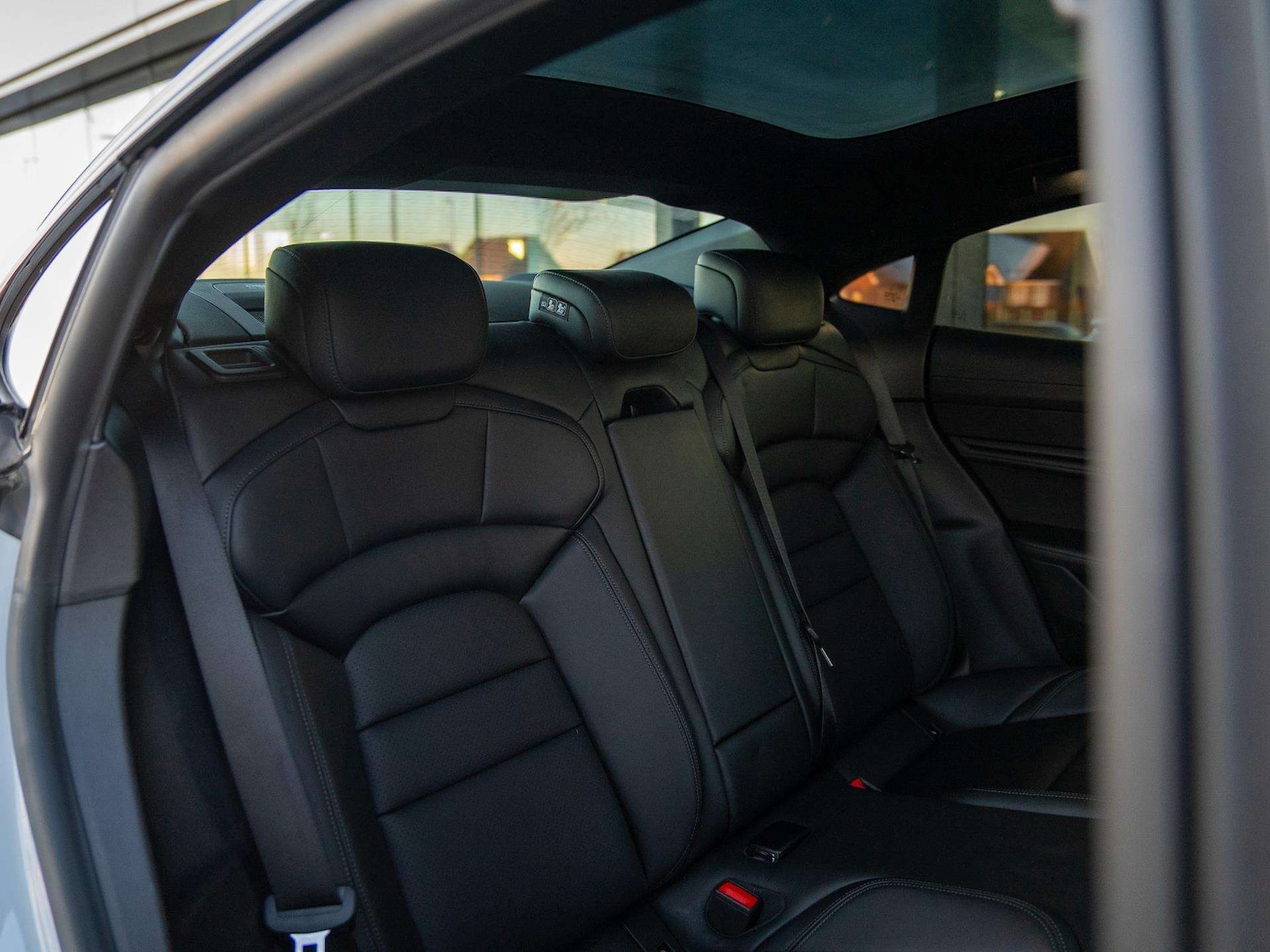 Used Porsche Taycan 2023 for sale - 77294266: Photo 9