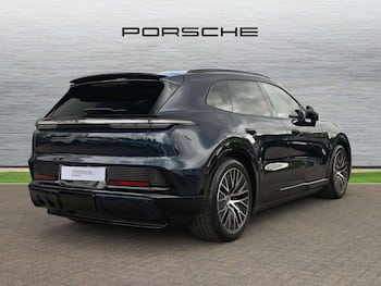 Used Porsche Cayenne 2026 for sale - 79604379: Photo