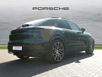Used Porsche Macan 2025 for sale - 79443844: Photo
