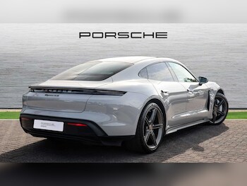 Used Porsche Taycan 2021 for sale - 75649426: Photo