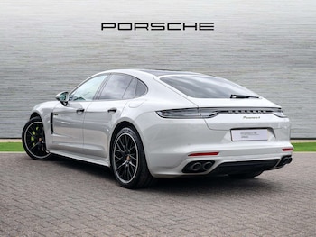 Used Porsche Panamera 2023 for sale - 79079164: Photo