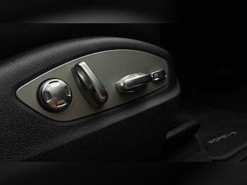 Used Porsche Macan 2026 for sale - 78321851: Photo