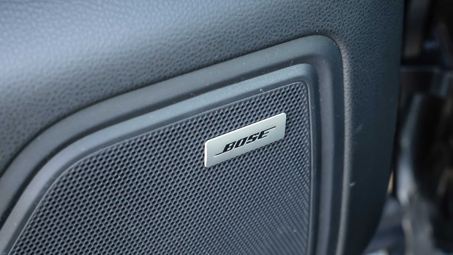 Used Porsche Macan 2025 for sale - 77960930: Photo 13