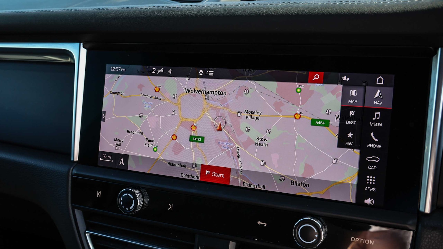 Used Porsche Macan 2025 for sale - 77960930: Photo 25