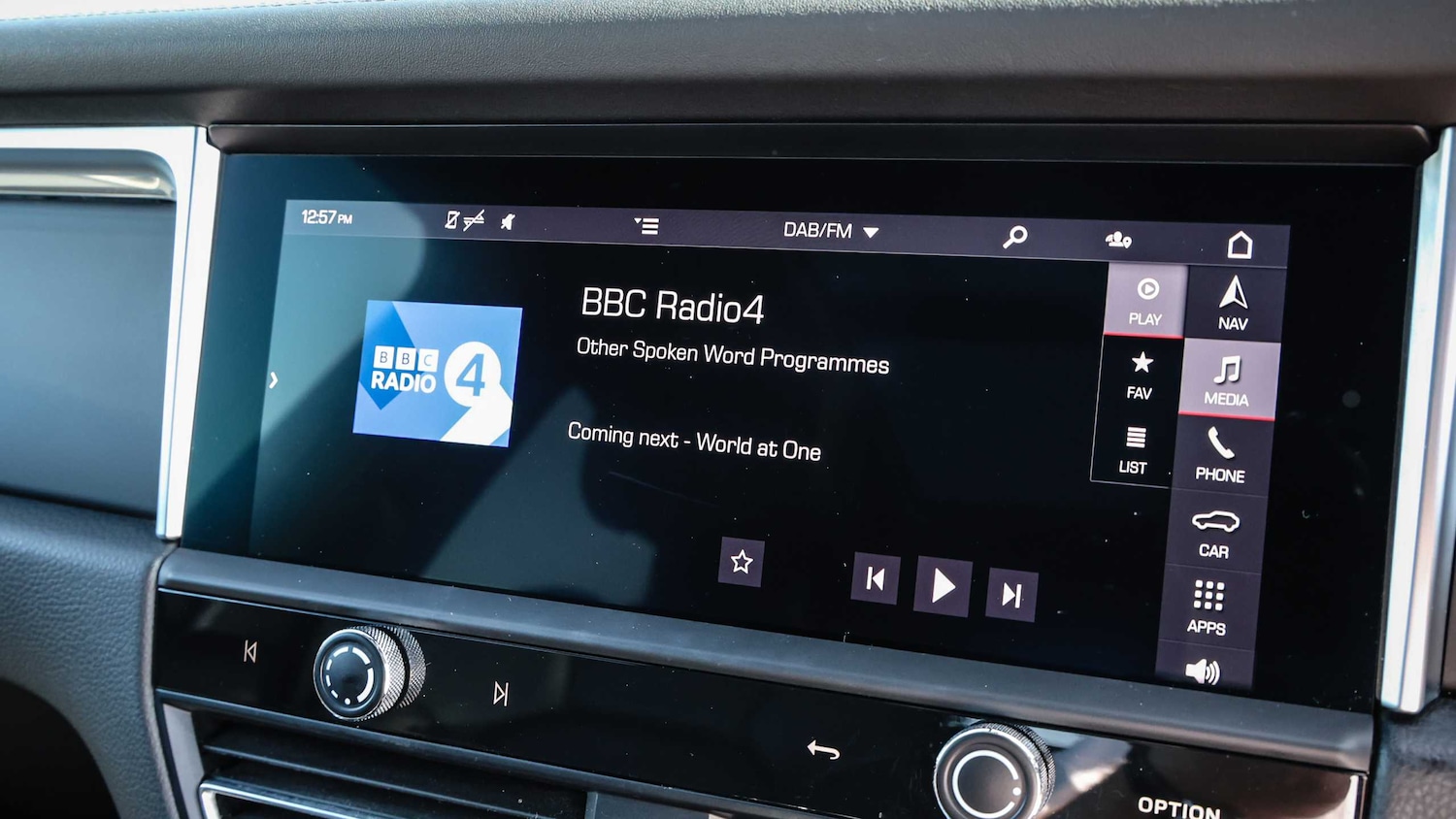 Used Porsche Macan 2025 for sale - 77960930: Photo 30