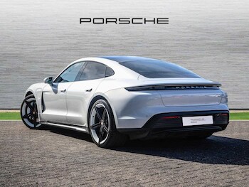 Used Porsche Taycan 2021 for sale - 75218832: Photo
