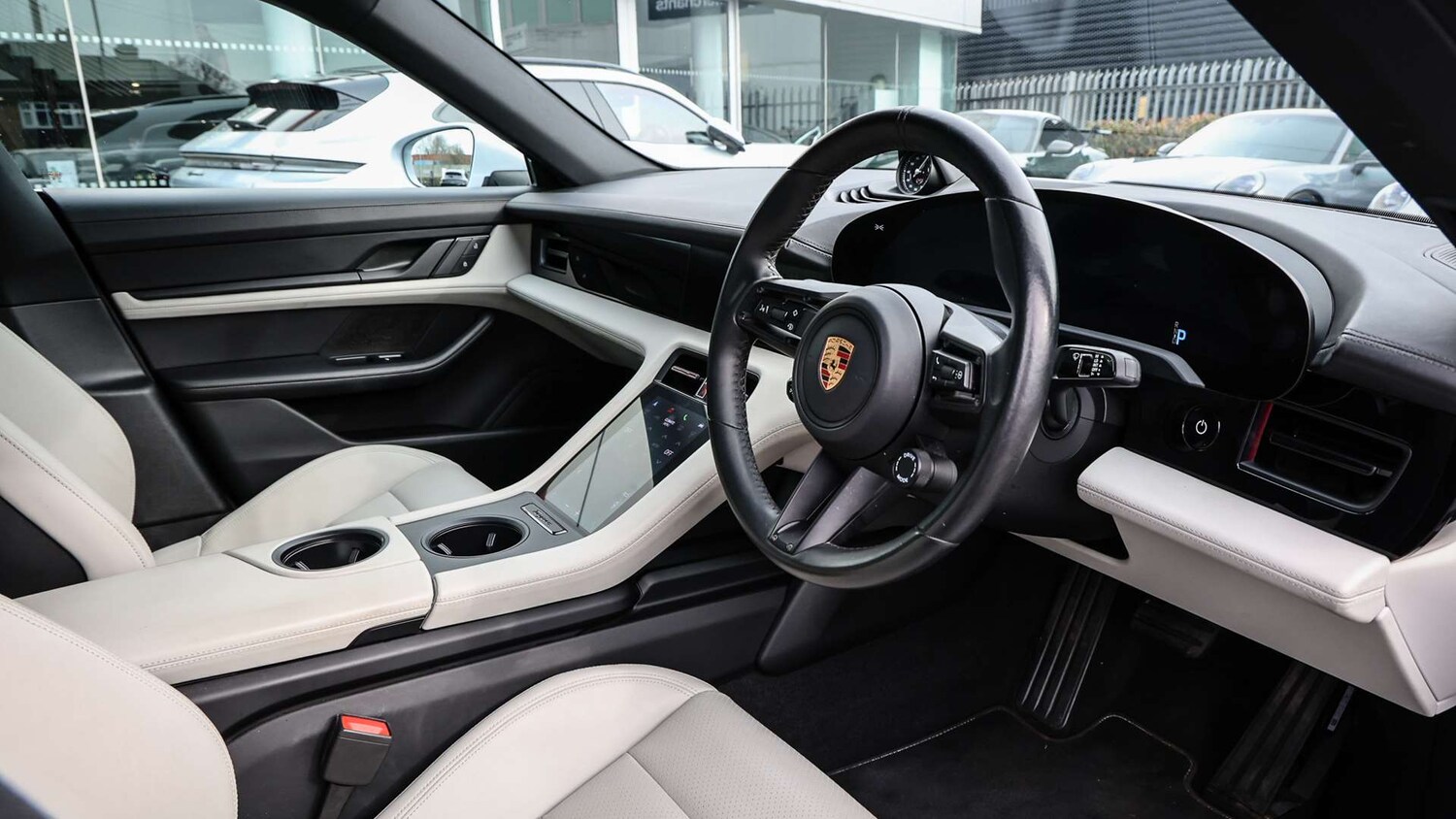 Used Porsche Taycan for sale - 77443389: Photo 12