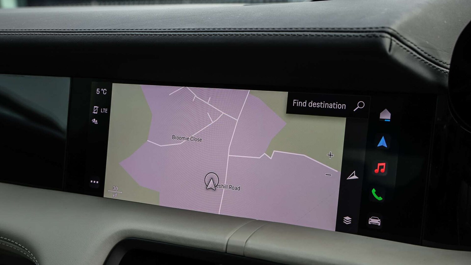 Used Porsche Taycan for sale - 77443389: Photo 24