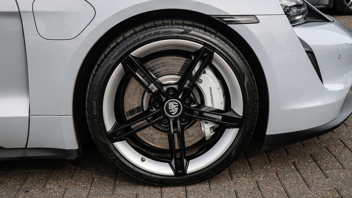 Used Porsche Taycan for sale - 77443389: Photo 6