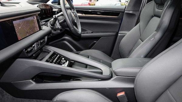 Used Porsche Macan 2025 for sale - 75299680: Photo 31