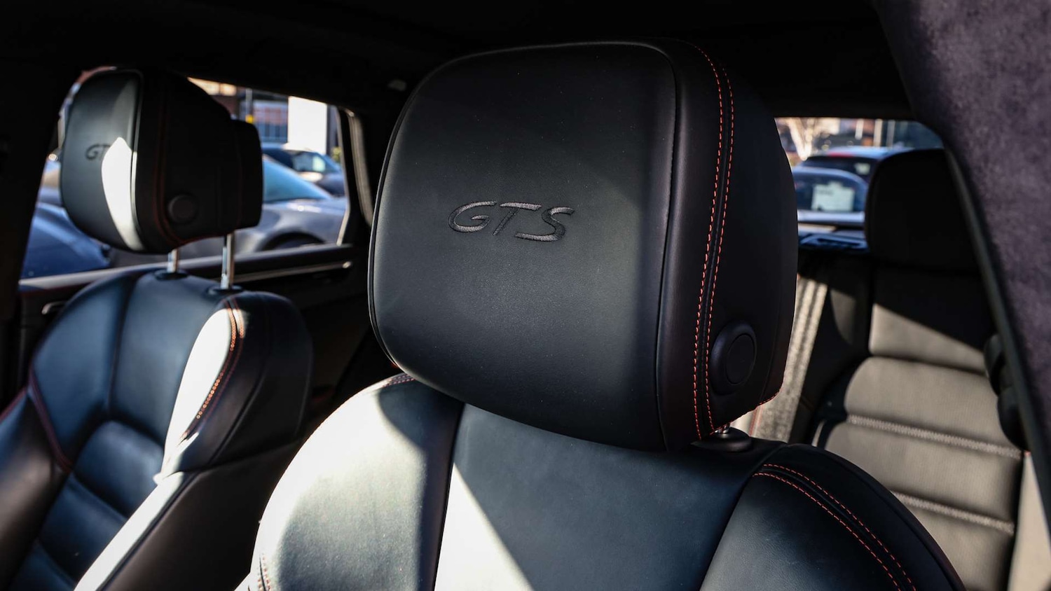 Used Porsche Macan 2022 for sale - 76804987: Photo 16