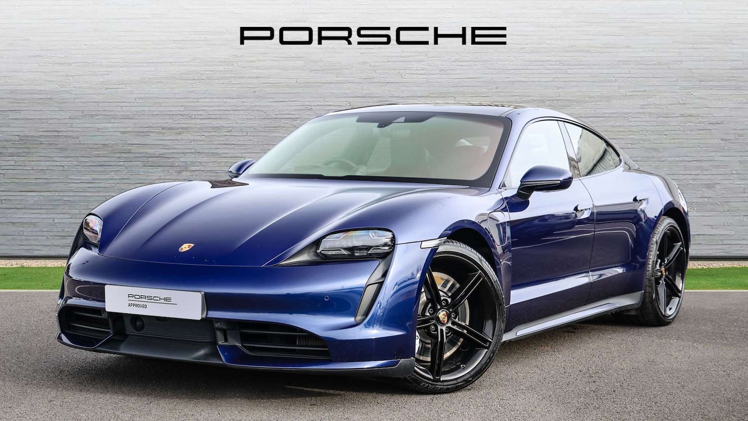 Used Porsche Taycan 2021 for sale - 77270101: Photo 2