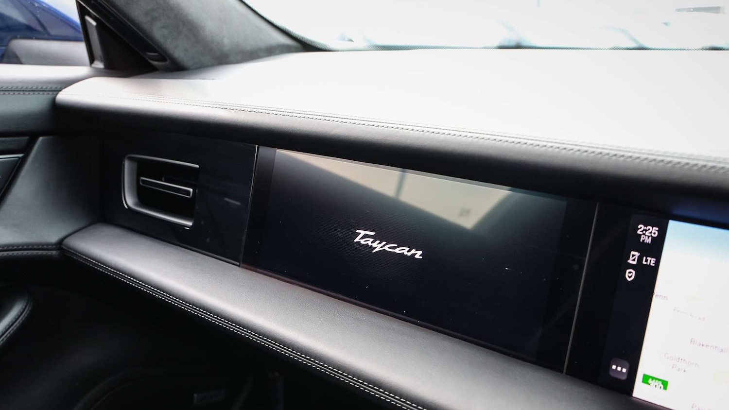 Used Porsche Taycan 2021 for sale - 77270101: Photo 28