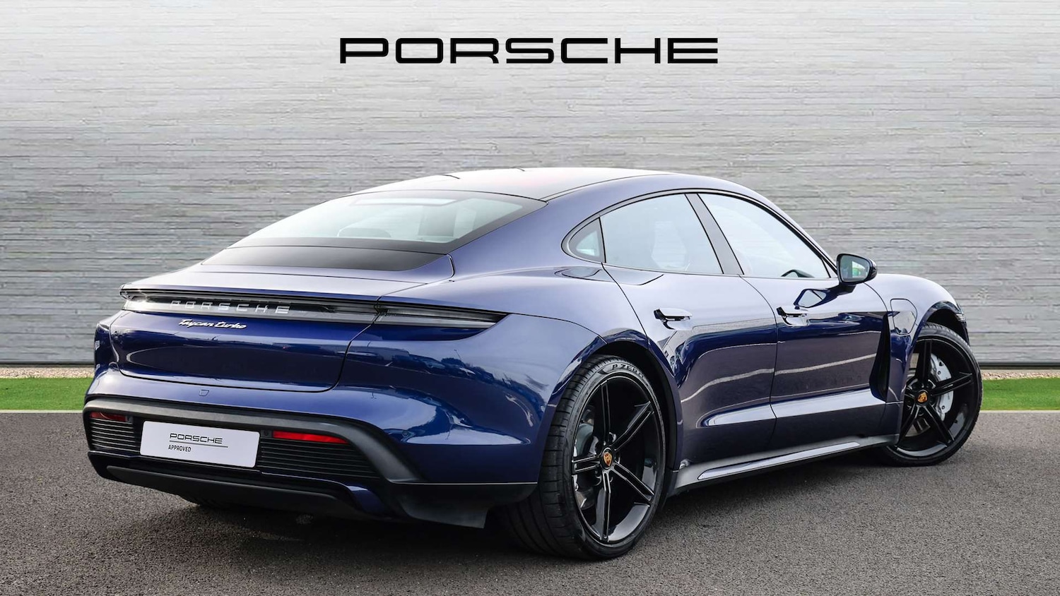 Used Porsche Taycan 2021 for sale - 77270101: Photo 3