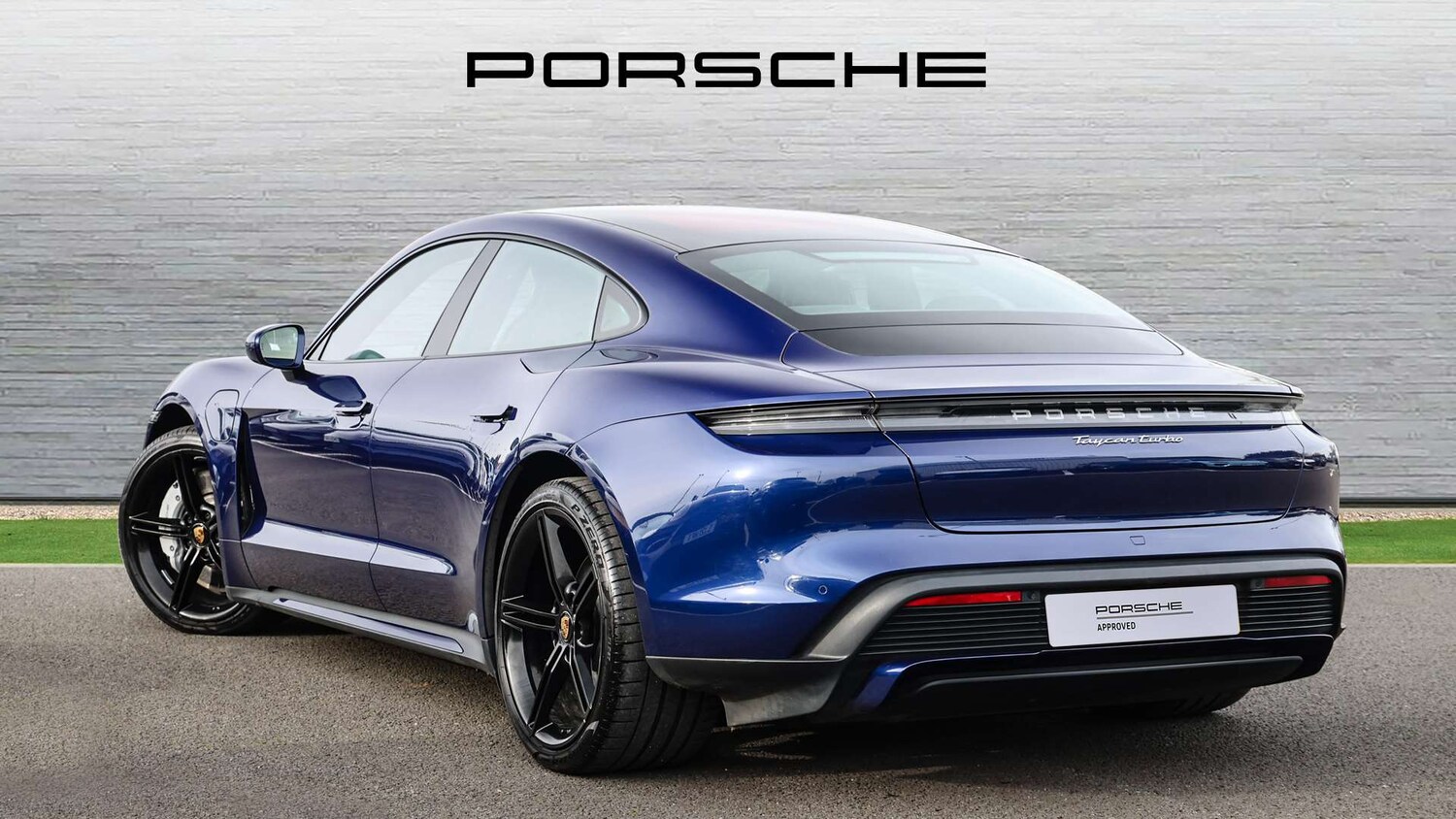 Used Porsche Taycan 2021 for sale - 77270101: Photo 4