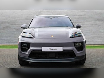 Used Porsche Macan 2025 for sale - 75218259: Photo