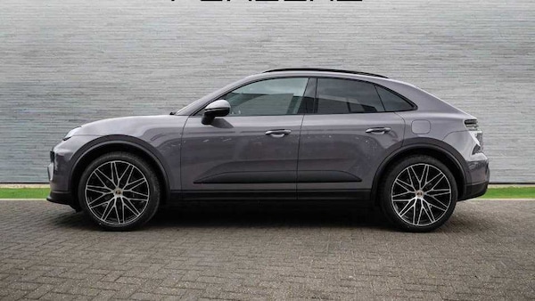 Used Porsche Macan 2025 for sale - 75218259: Photo 7