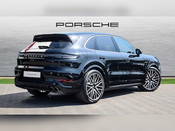 Used Porsche Cayenne 2025 for sale - 75249101: Photo
