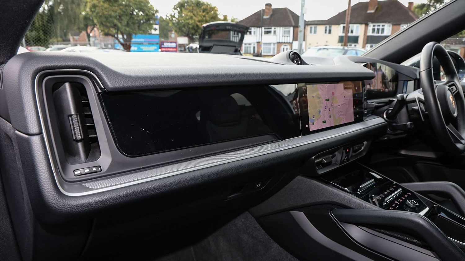 Used Porsche Cayenne 2024 for sale - 77000167: Photo 14